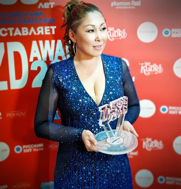 Анита Цой получила премию ZD-Awards 2018 за инновации в шоу-бизнесе. Как вы считаете, заслуженно